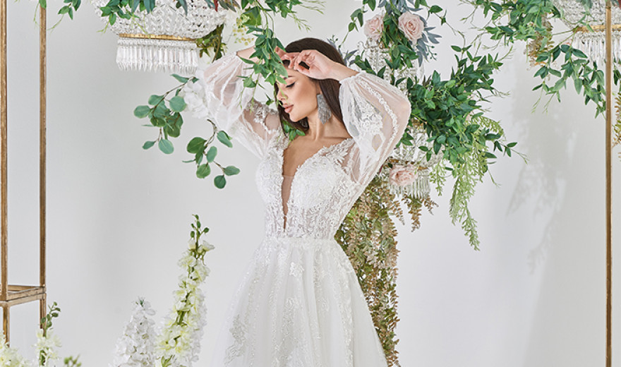 Wedding dresses with hidden decollate look attractive and reserved